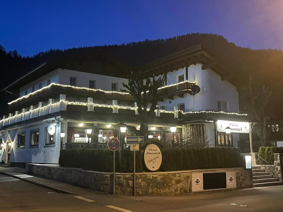 Hotel Almrausch ريت ام وينكل المظهر الخارجي الصورة